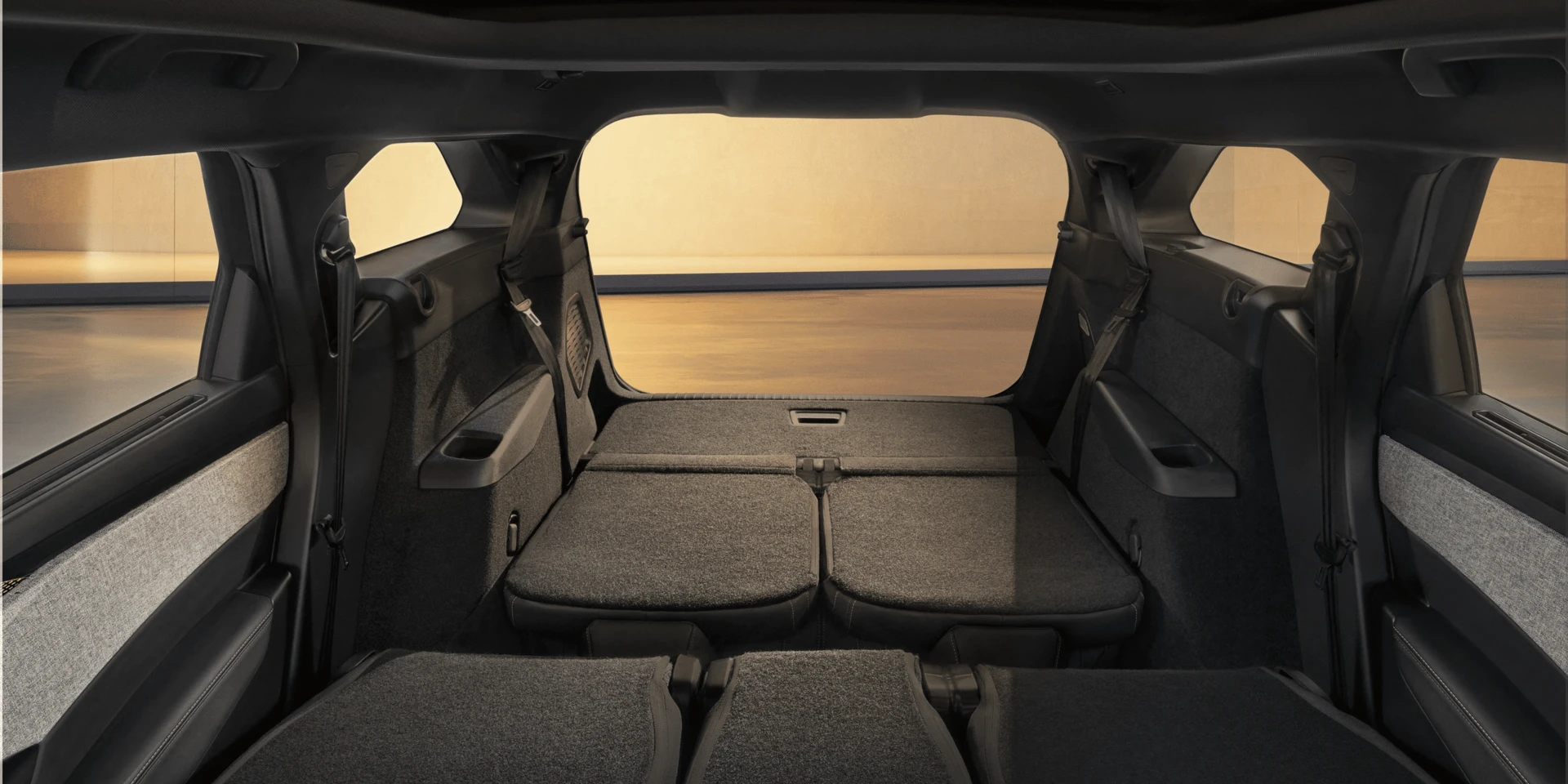 Peugeot e-5008 siege rabattue
