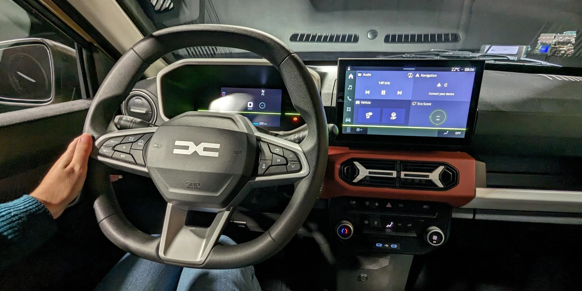 dacia-spring-interieur-avant