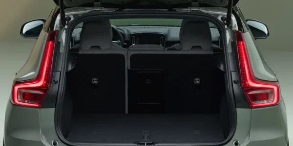 Volvo EX40 coffre