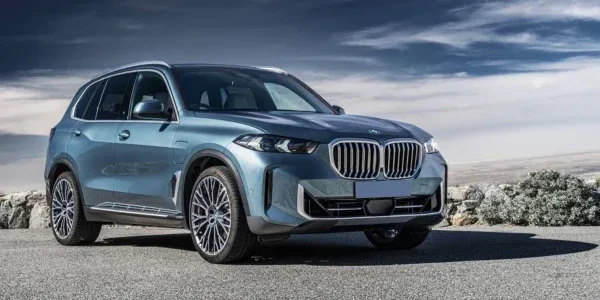 BMW-X5-xDrive-face-avant