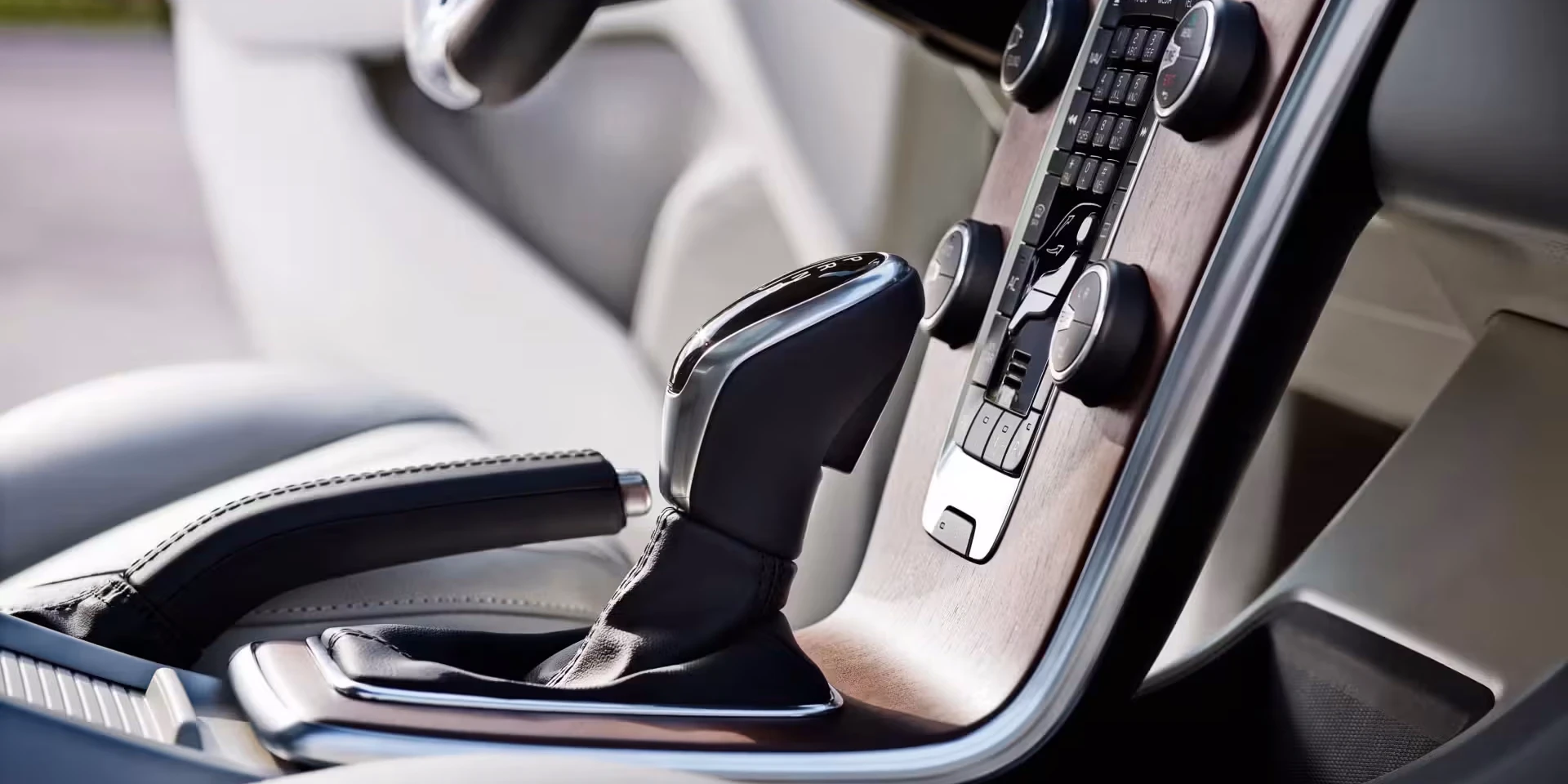 volvo-v40-technologie