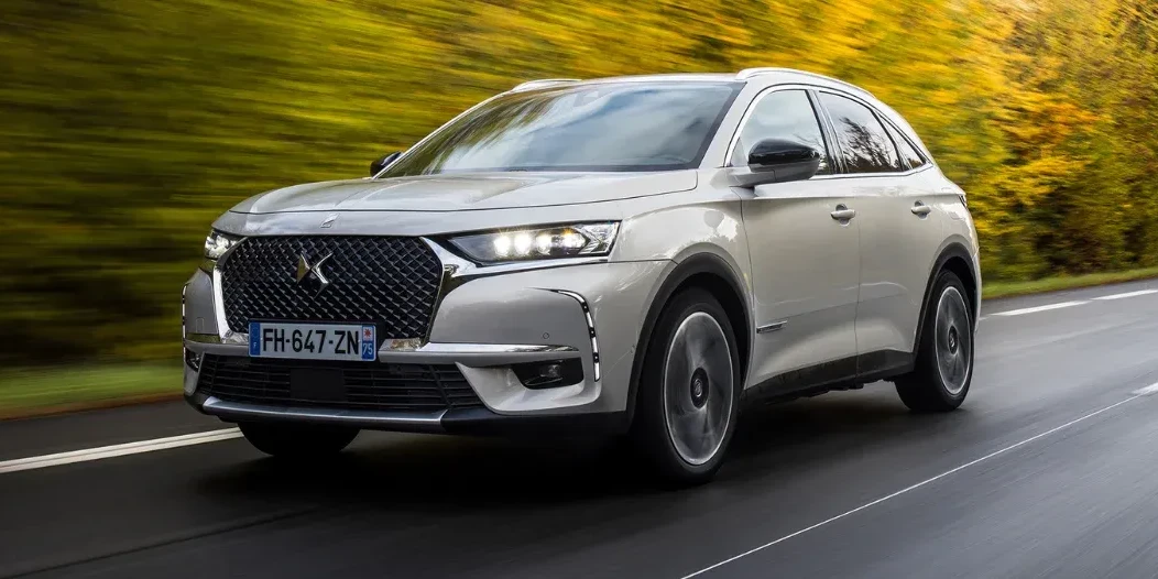 DS7-Crossback-E-Tense-2019
