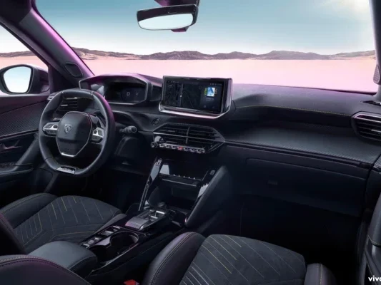 Peugeot 2008 hybride interieur