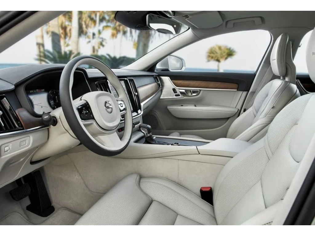 Volvo v90 volant
