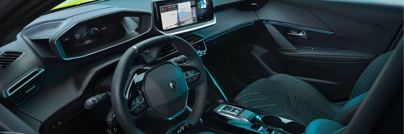 Peugeot 208 hybride interieur