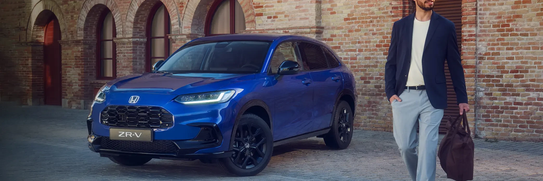 Honda-zr-v-bleue1