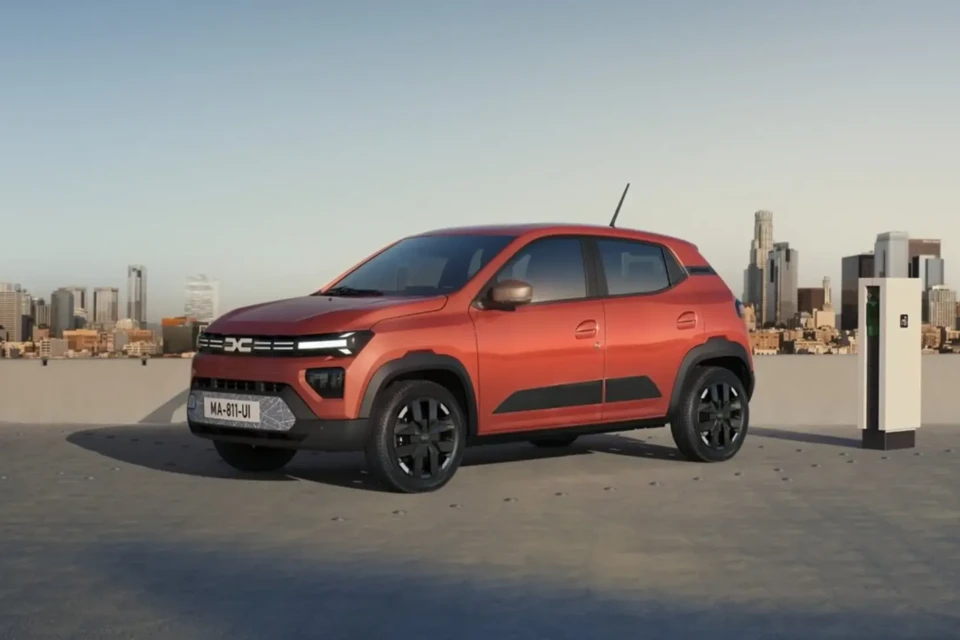 3.-Dacia-Spring-Essential-_-139-kWh_100-km (1)
