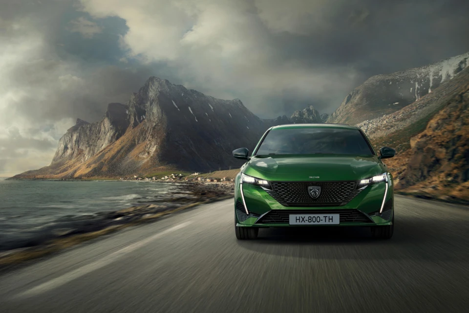 Peugeot-308-hybride-rechargeable-2