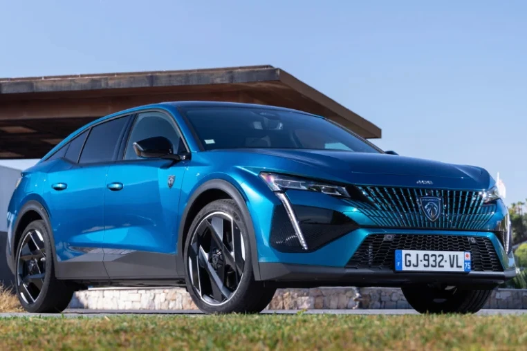 Peugeot-408-Face-1160x508