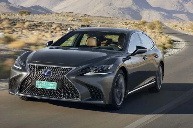 Lexus-LS-500h