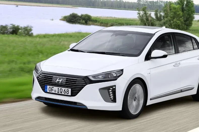 Hyundai-ioniq-hybrid
