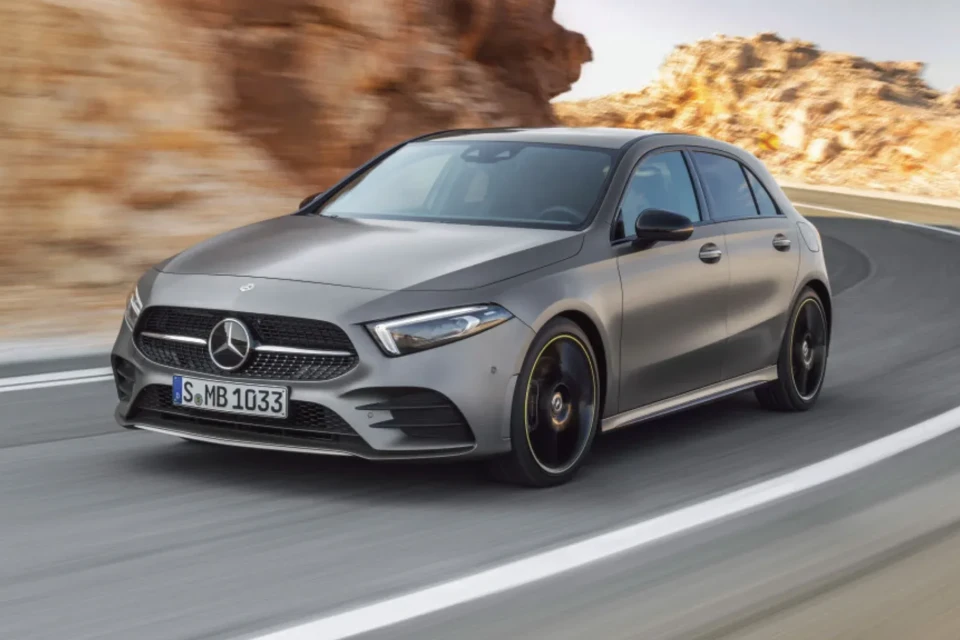 banniere-berline-compacte-mercedes-classe-a